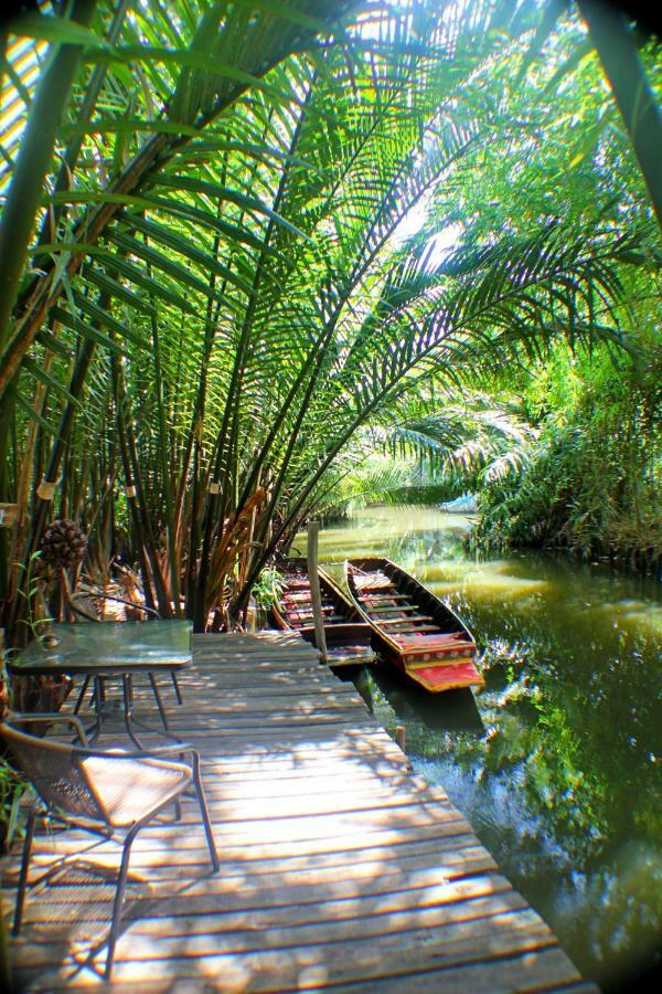 Baan Glangsuan Bang Kobua Hotel Bang Chak Екстериор снимка