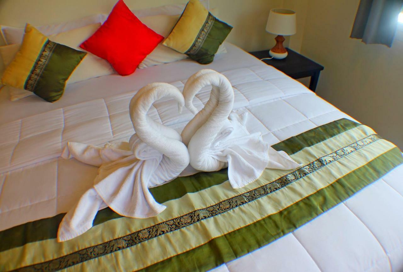 Baan Glangsuan Bang Kobua Hotel Bang Chak Екстериор снимка